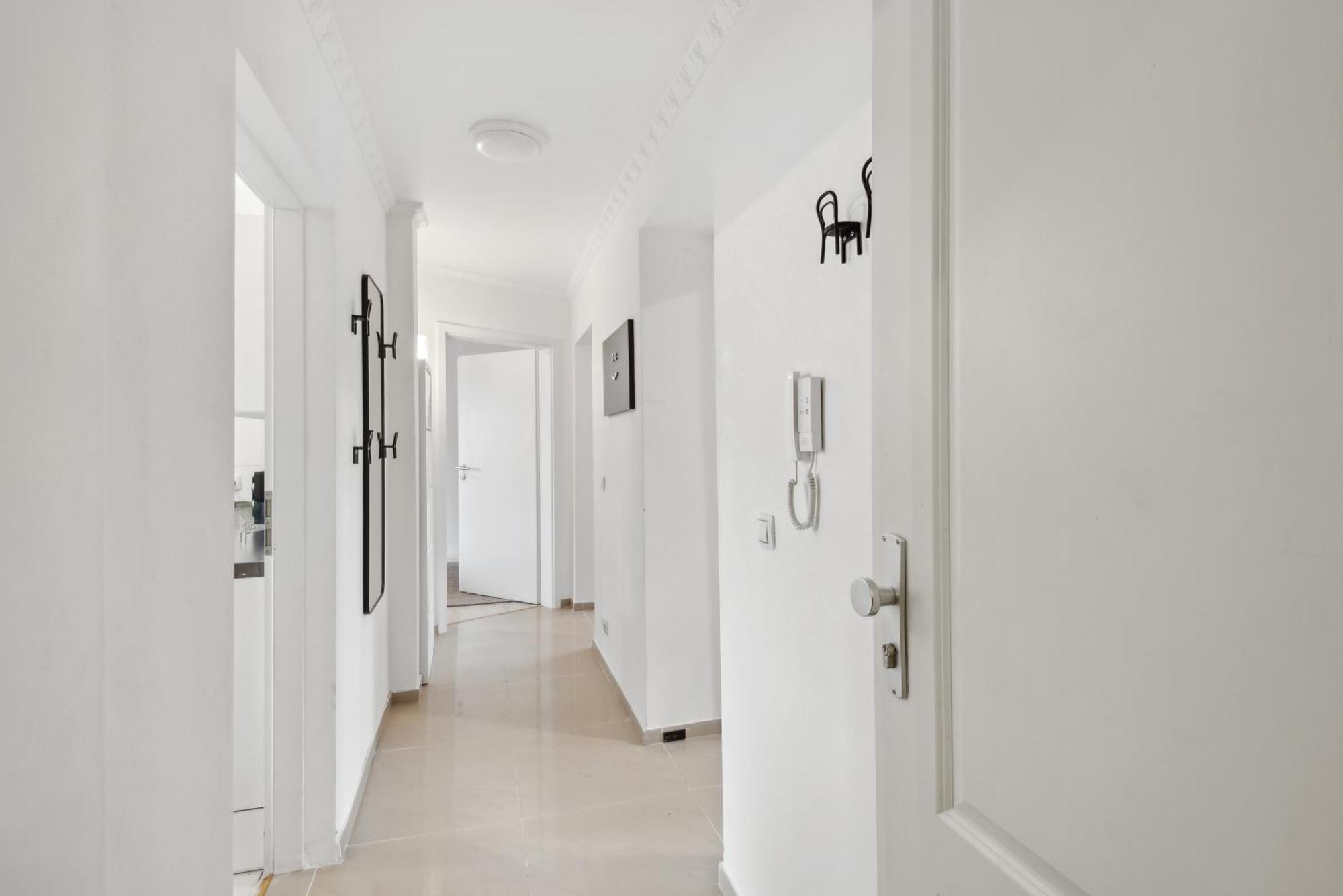 Zentrale Lage ... Ideal Fuer Geschaeftsleute, Monteure, Familien...3 Zimmer, Wlan, Smarttv Mettmann Dış mekan fotoğraf